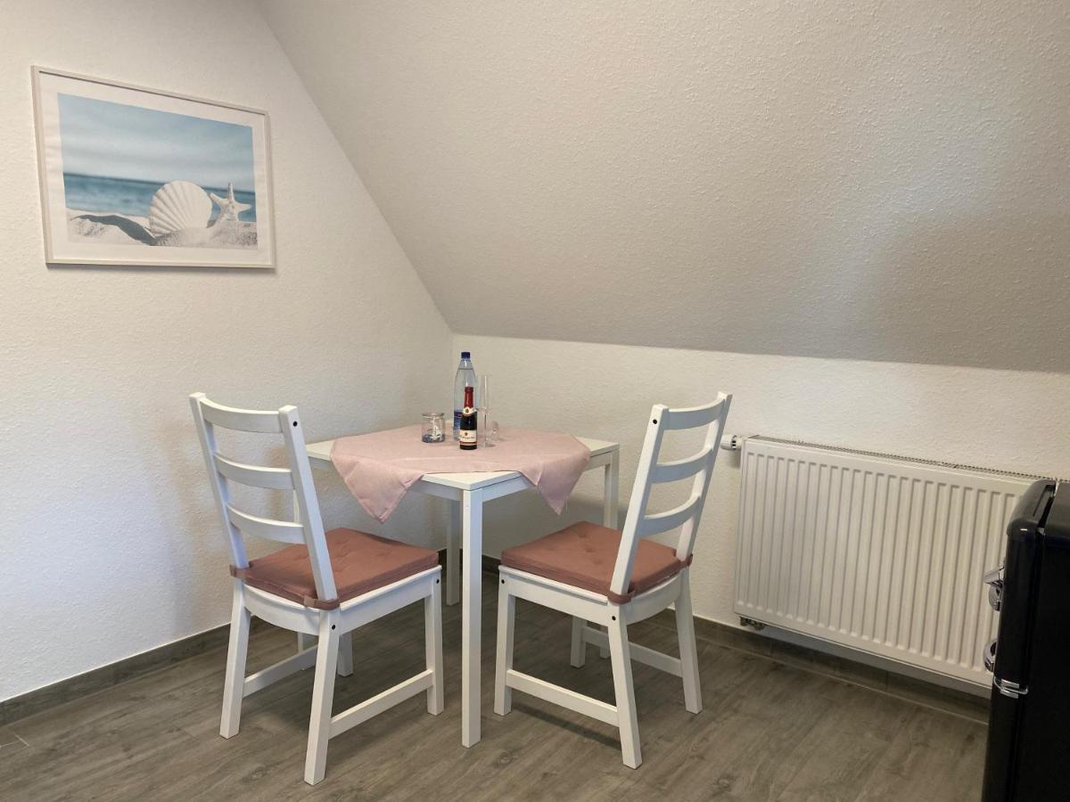 Haus Pirola Esens Daire Dış mekan fotoğraf